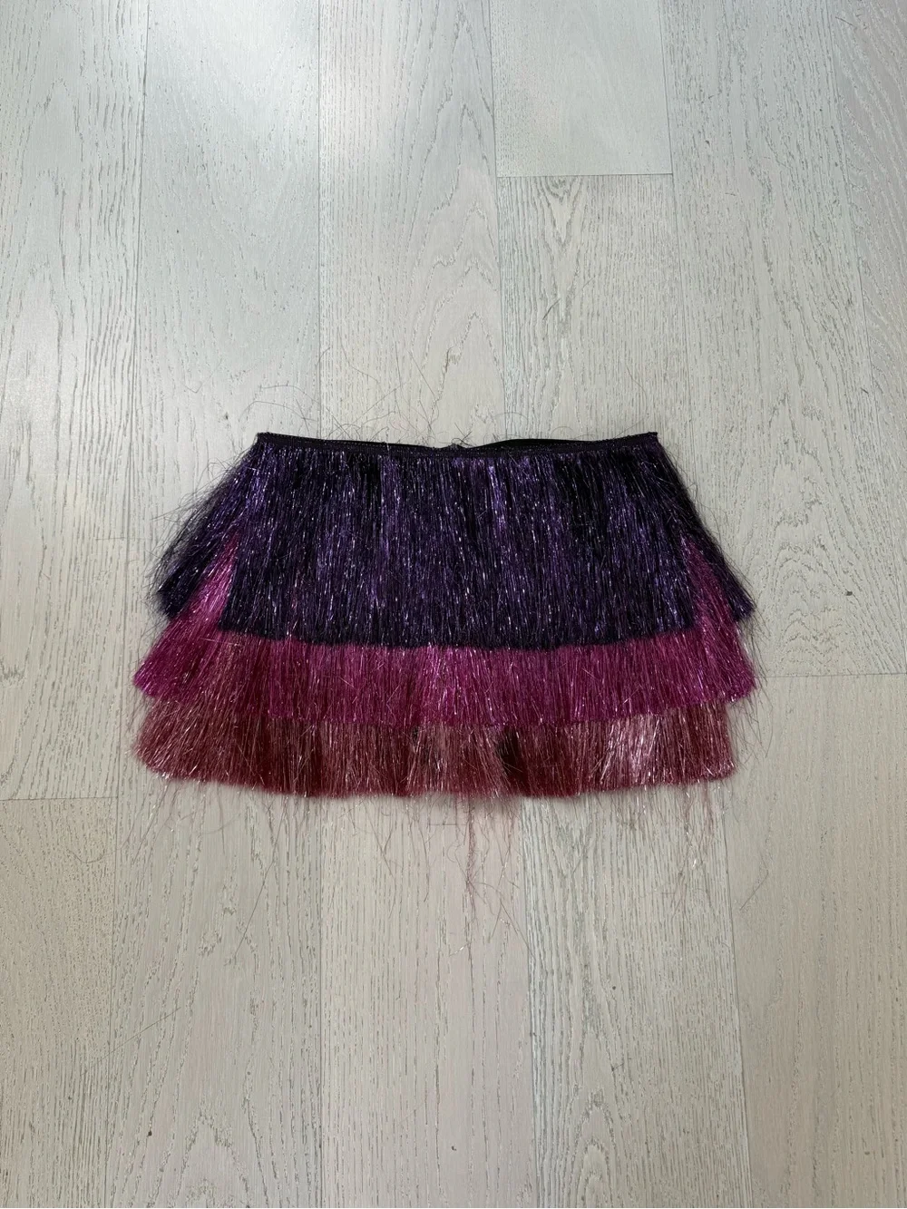 Nasty Gal - Tiered Metallic Fringe Mini Skirt in Purple-Pink